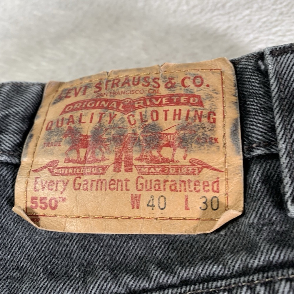 Vintage Levis 550 Jeans Mens 38x29 (Tag 40x30) Gray Medium Wash Relaxed Tapered - Picture 2 of 15